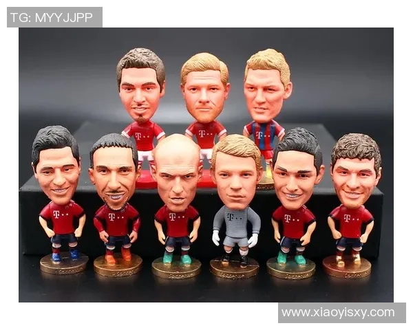 限量收藏足球球星玩具模型展现绿茵传奇魅力与独特艺术价值